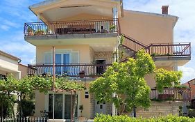 Apartments Lirio
