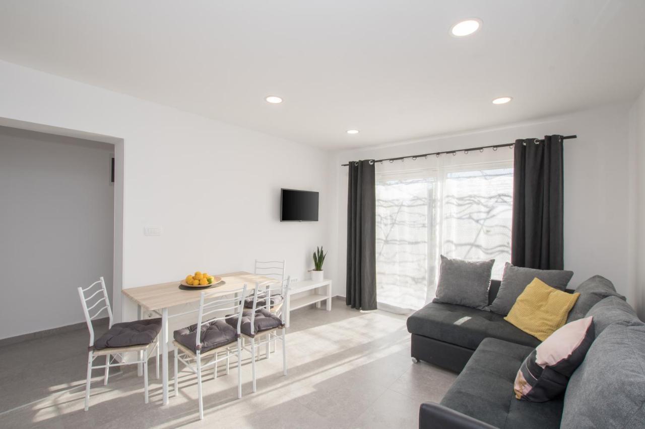 Apartments Lirio Umag Kültér fotó