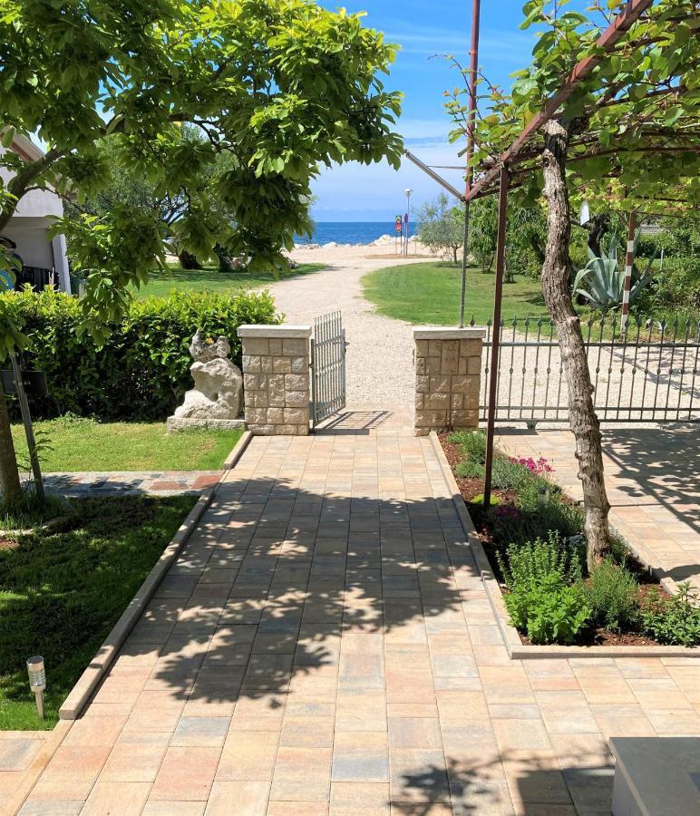 Apartments Lirio Umag Kültér fotó