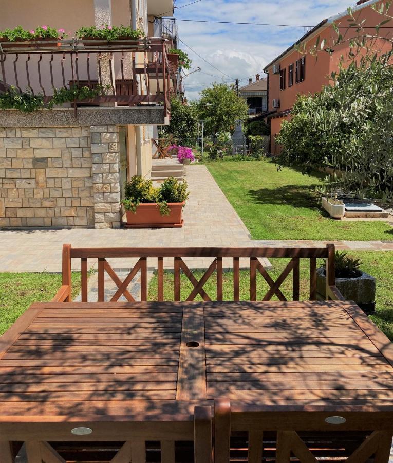Apartments Lirio Umag Kültér fotó